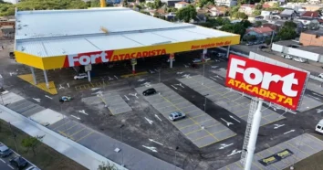 Feirão de empregos no Fort Atacadista em Grande Florianópolis nesta terça (24) e quarta-feira (25)