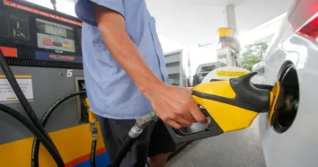 Gasolina em Florianópolis deve reduzir 5,2% após notificação do Procon
