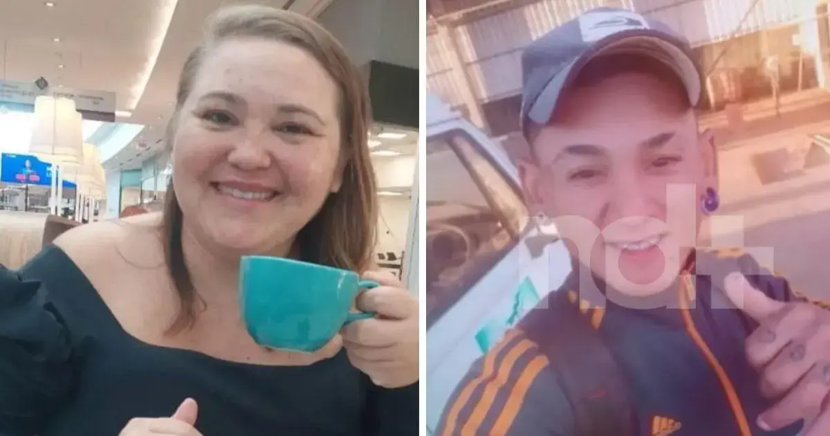 Duas pessoas sorrindo: uma mulher segurando uma caneca azul e um homem fazendo sinal de positivo.