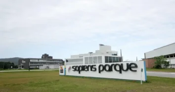 Governador Jorginho Mello discute futuro do Sapiens Parque