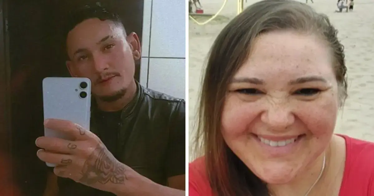 Retrato de duas pessoas em poses distintas, uma segurando um celular e a outra sorrindo em um ambiente de praia.